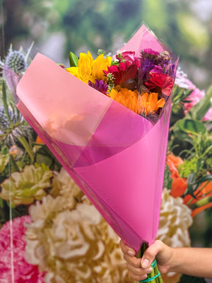 Candy Prefold Flower Wrapping in Light Pink with flowers