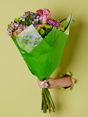 Fiona Prefold in Green, lifestyle image with flowers