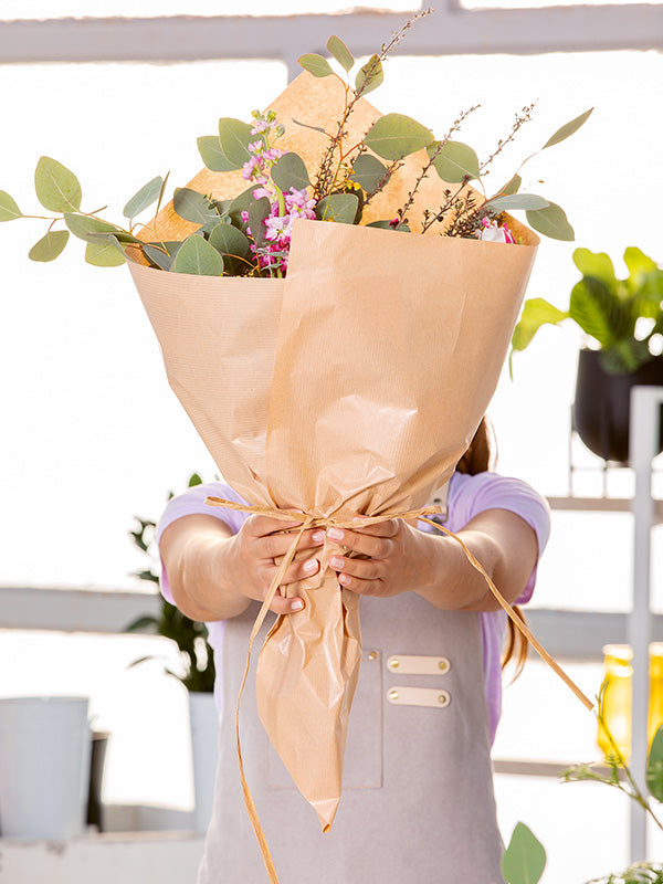 HOW I WRAP BOUQUETS IN PAPER  KRAFT / BROWN PAPER BOUQUET